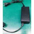 AC100-240V naar DC12V 2A Desktop C8 voeding